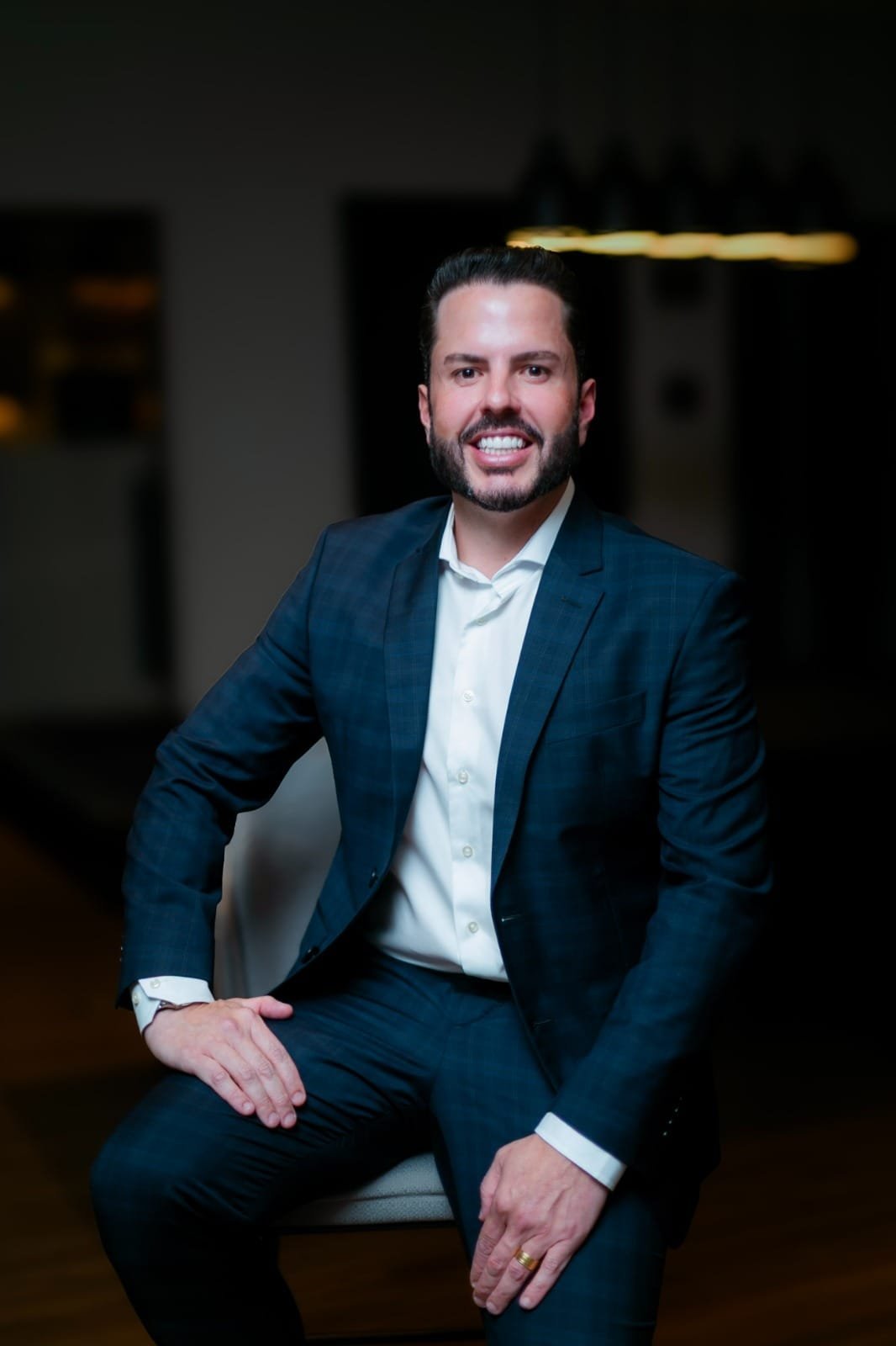 A Arquitetura do Impacto Urbano: Leandro Coradini e a Engenharia de Empreendimentos Temáticos Globais