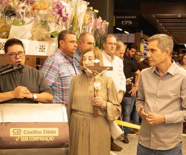Tyrone Azevedo, do SBT TV Co, destaca a grandiosa inauguração do Coelho Diniz que transforma Nanuque em novo polo de desenvolvimento